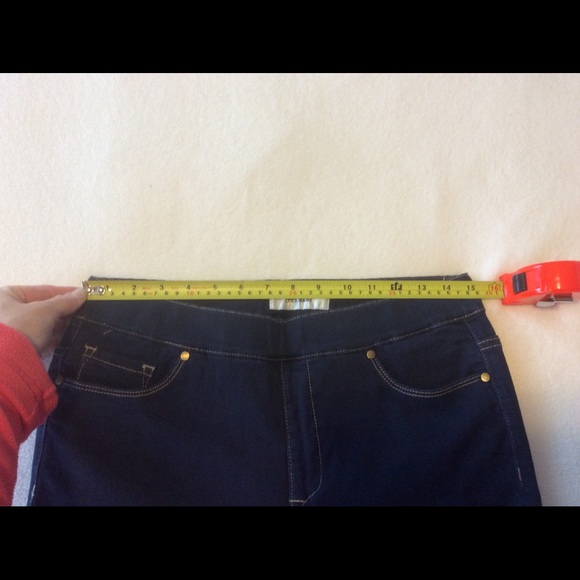 Jones Studio Jeggings - Picture 10 of 11